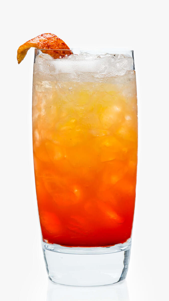 Blood orange mimosa with EFFEN Blood Orange: citrusy &amp; light with sparkling wine. 