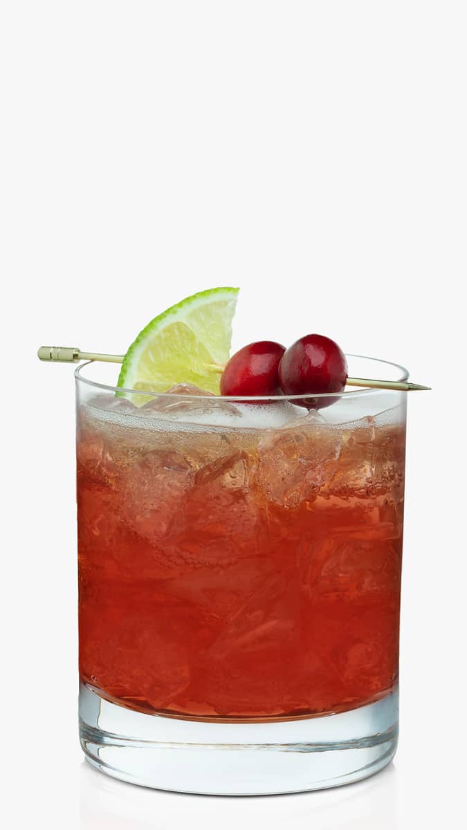 Egg white cocktail with EFFEN Black Cherry: strawberries, mint leaves and elderflower foam.