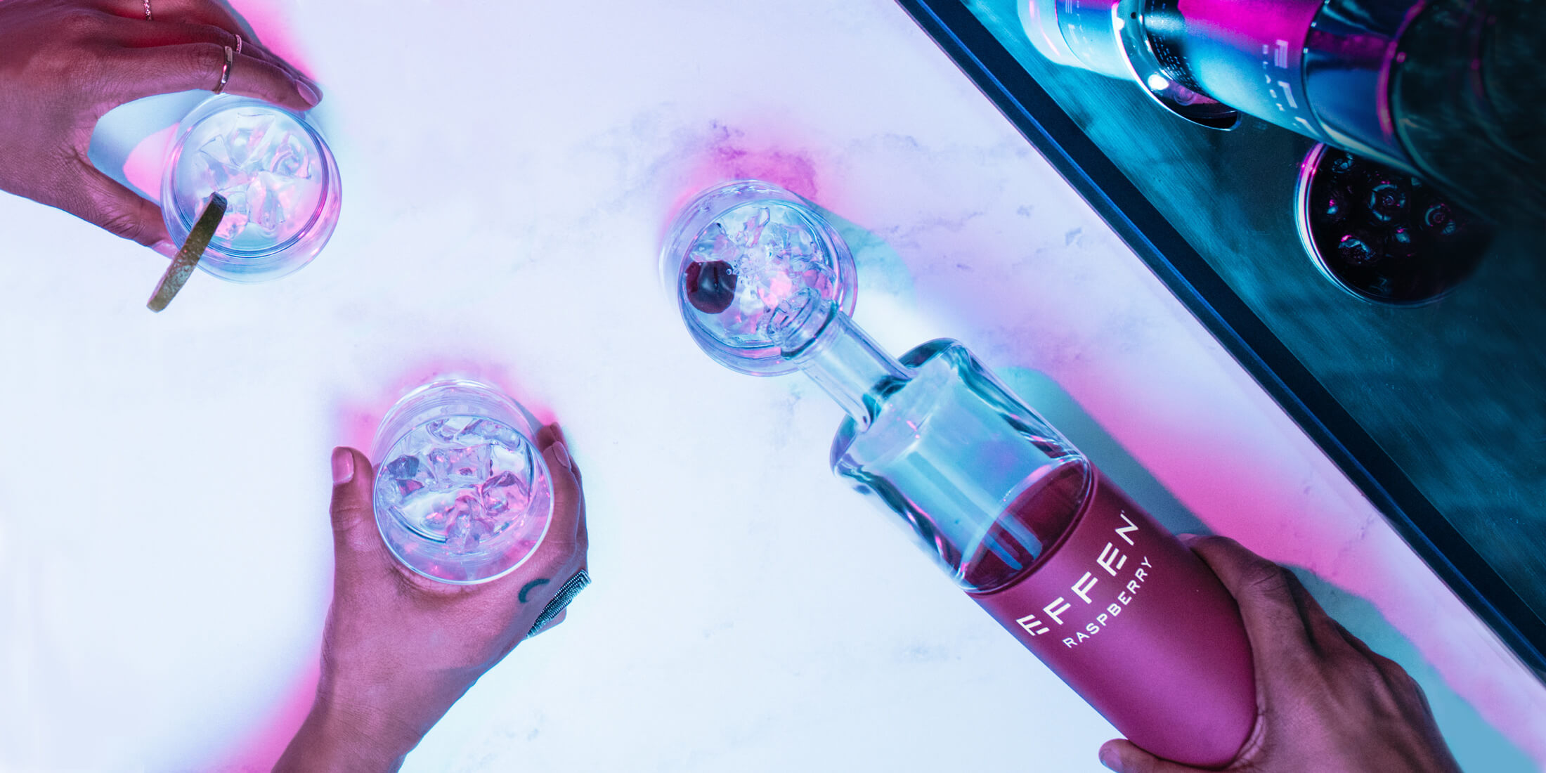 Raspberry vodka Rasperry vodka by EFFEN is the right drink for every occassion.