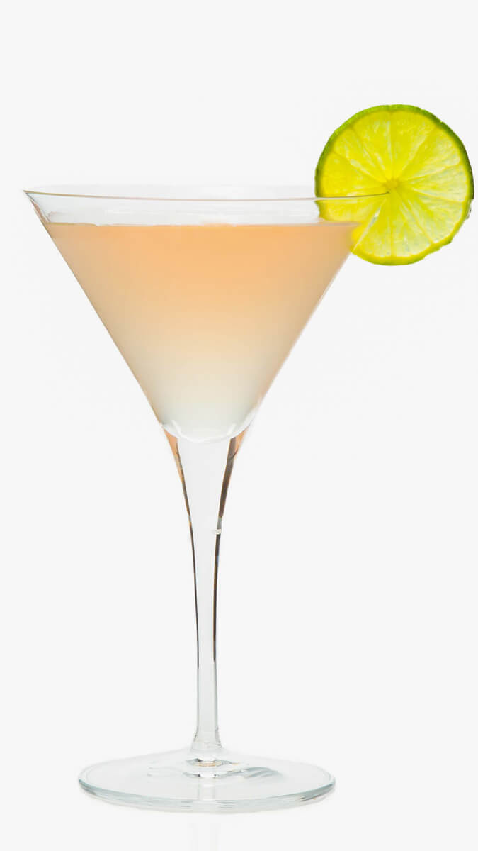 Vodka cointreau cocktail with EFFEN Original, Cointreau, cranberry and fresh lime juice. 